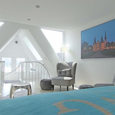 Апартаменты Wellenrausch Living "Sonnendeck" Любек Экстерьер фото