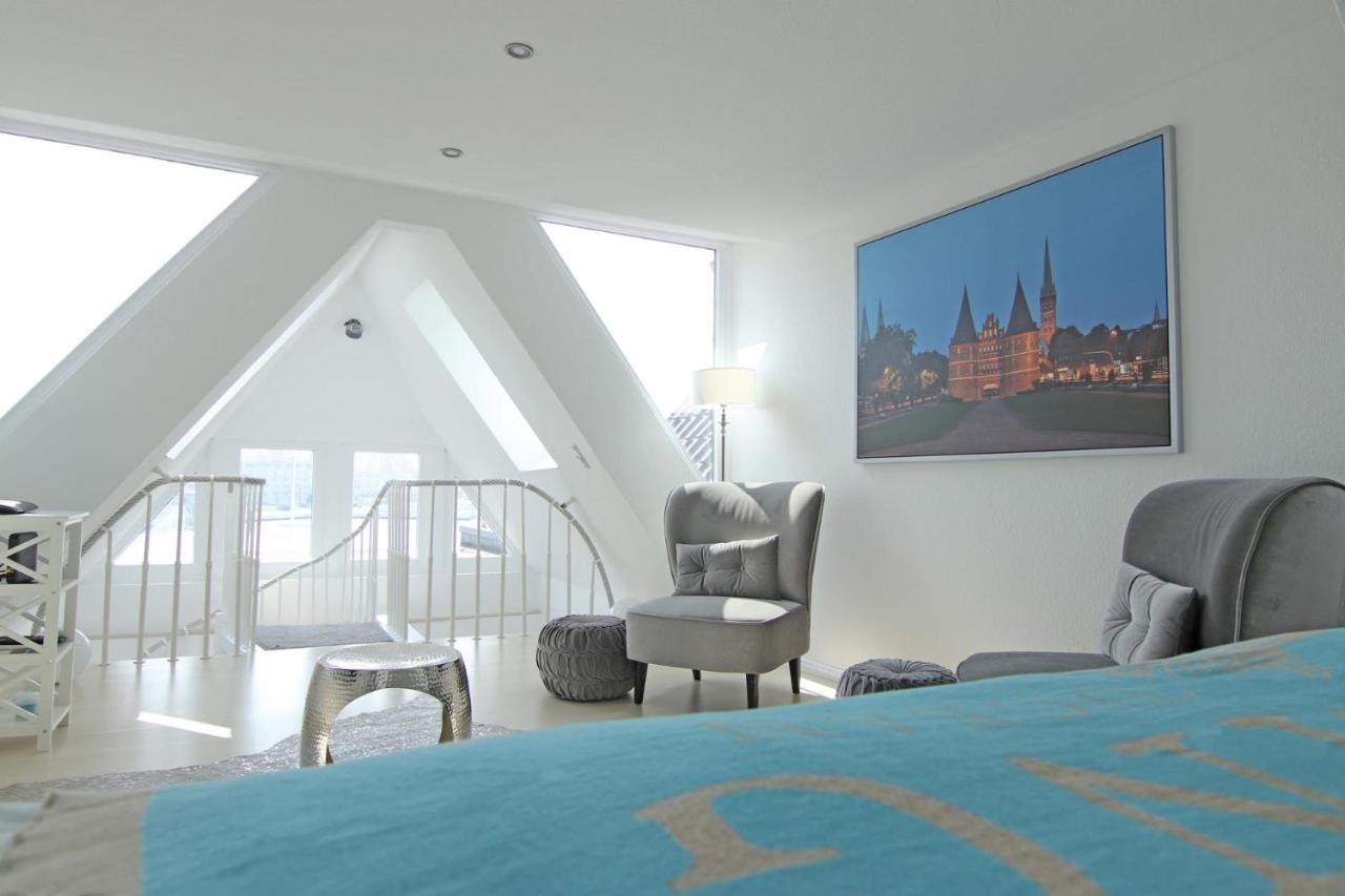 Апартаменты Wellenrausch Living "Sonnendeck" Любек Экстерьер фото